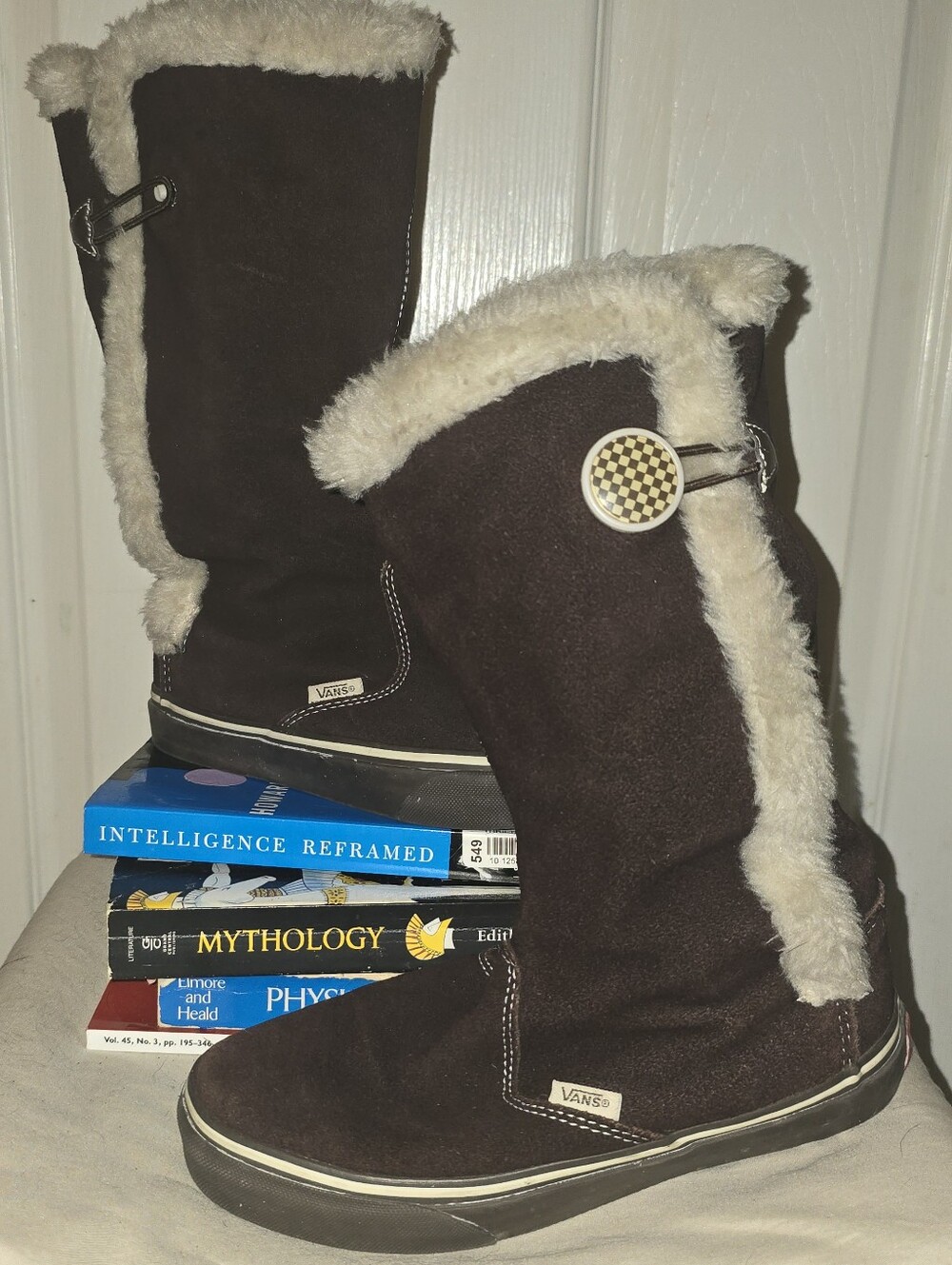 Vans Women's Brown Faux-Shearling Winter Boots